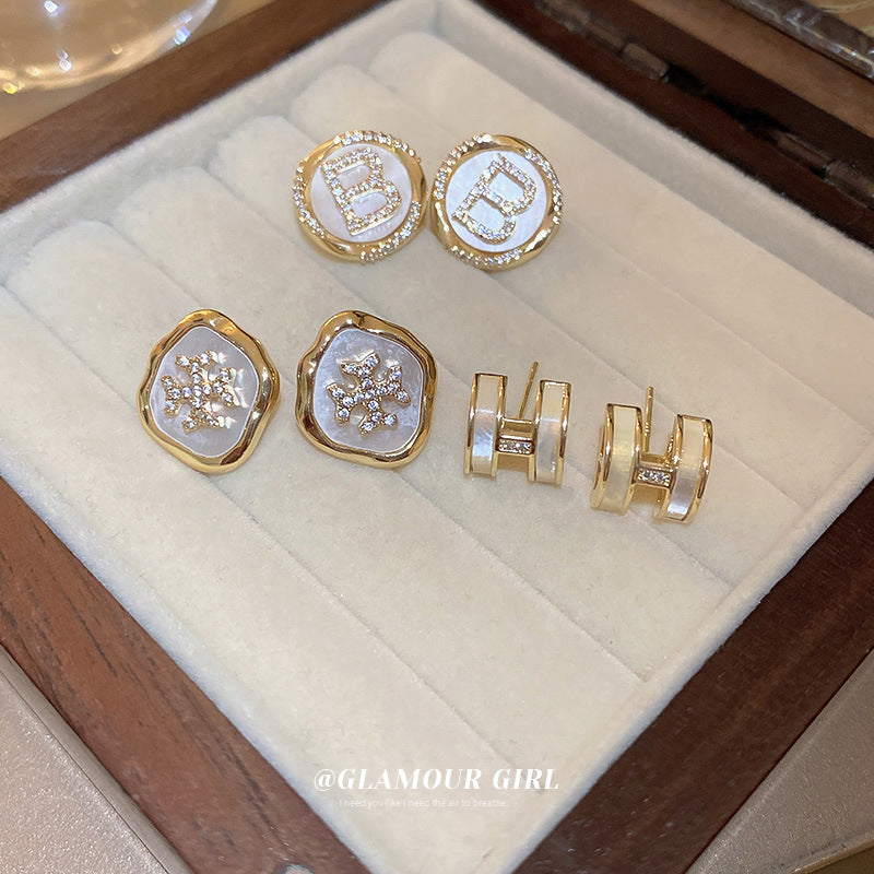 South Korea high-class sense of light luxury earrings